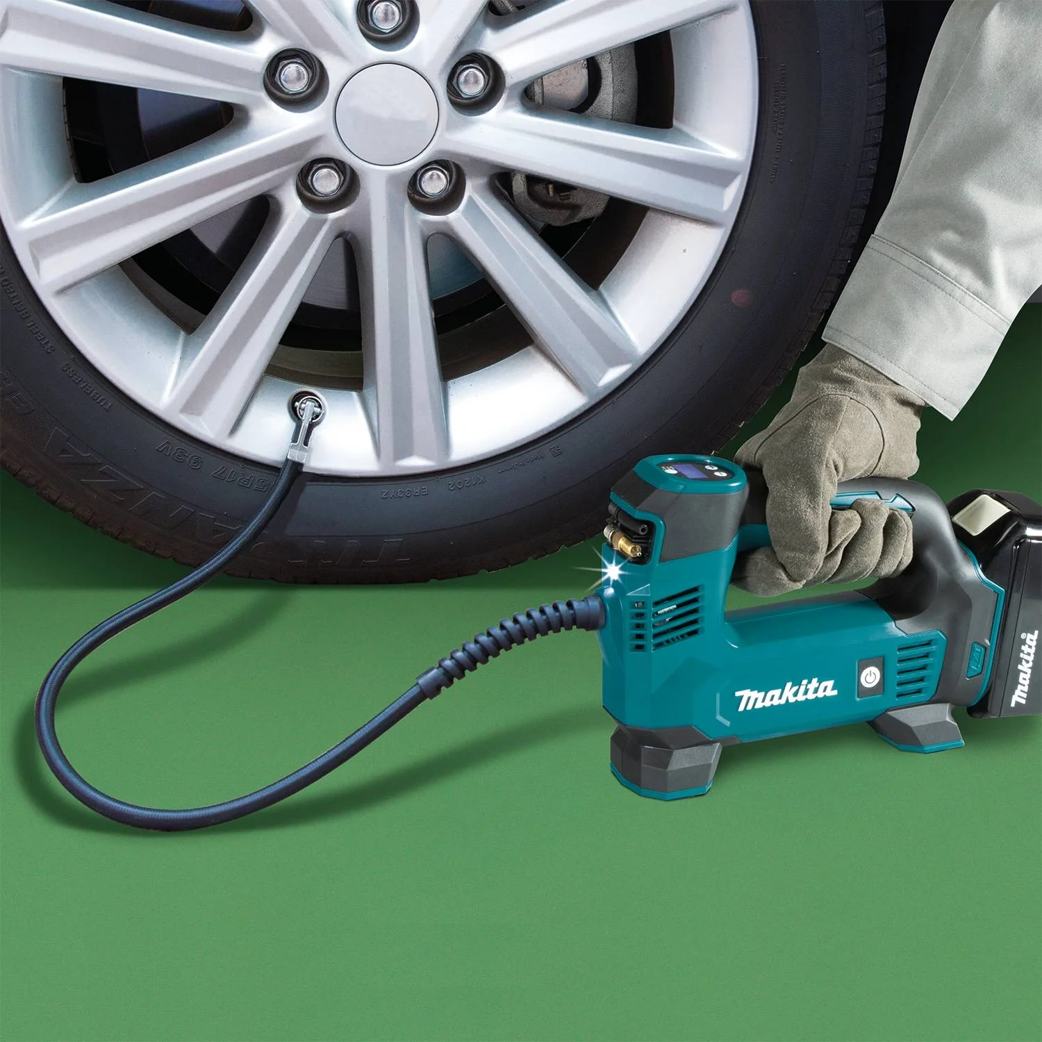 Makita DMP180SYX - 18V LXT Lithium-Ion Cordless Inflator Kit, with one battery (1.5Ah) - Image 3