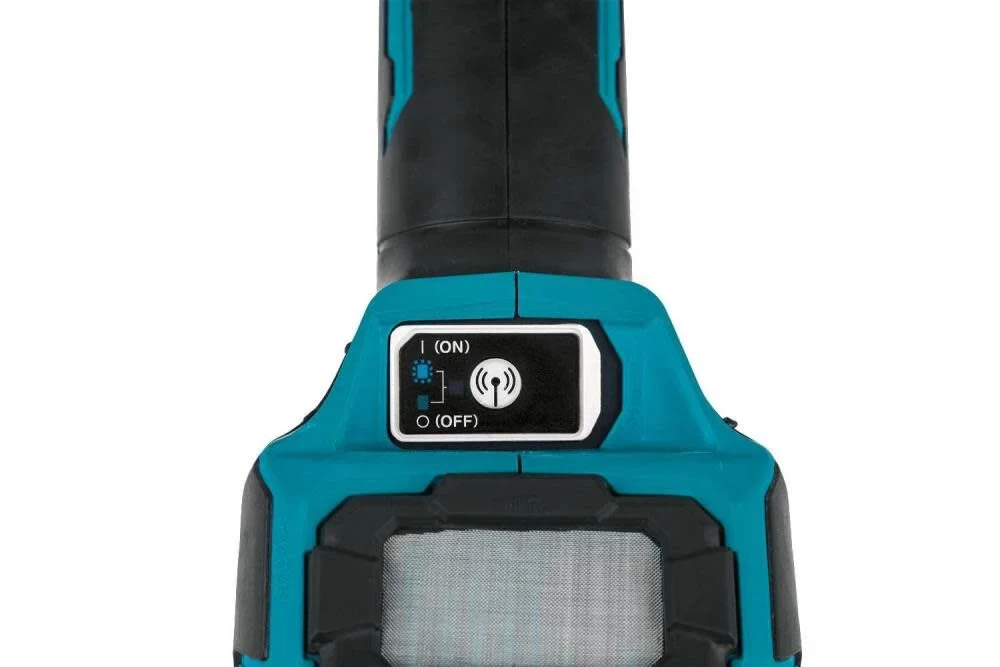 Makita GAG10Z 40 Max XGT Brushless Lithium-Ion 9 in. Cordless Paddle Switch Angle Grinder with Electric Brake and AWS (Bare Tool) - Image 3