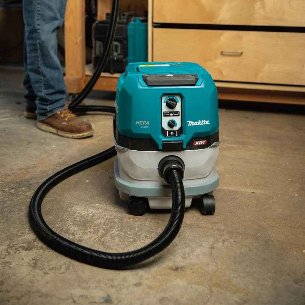 Makita (GCV02PMX) 40V Max XGT Brushless Cordless 2.1 Gallon HEPA Filter Dry Dust Extractor Kit - Image 11