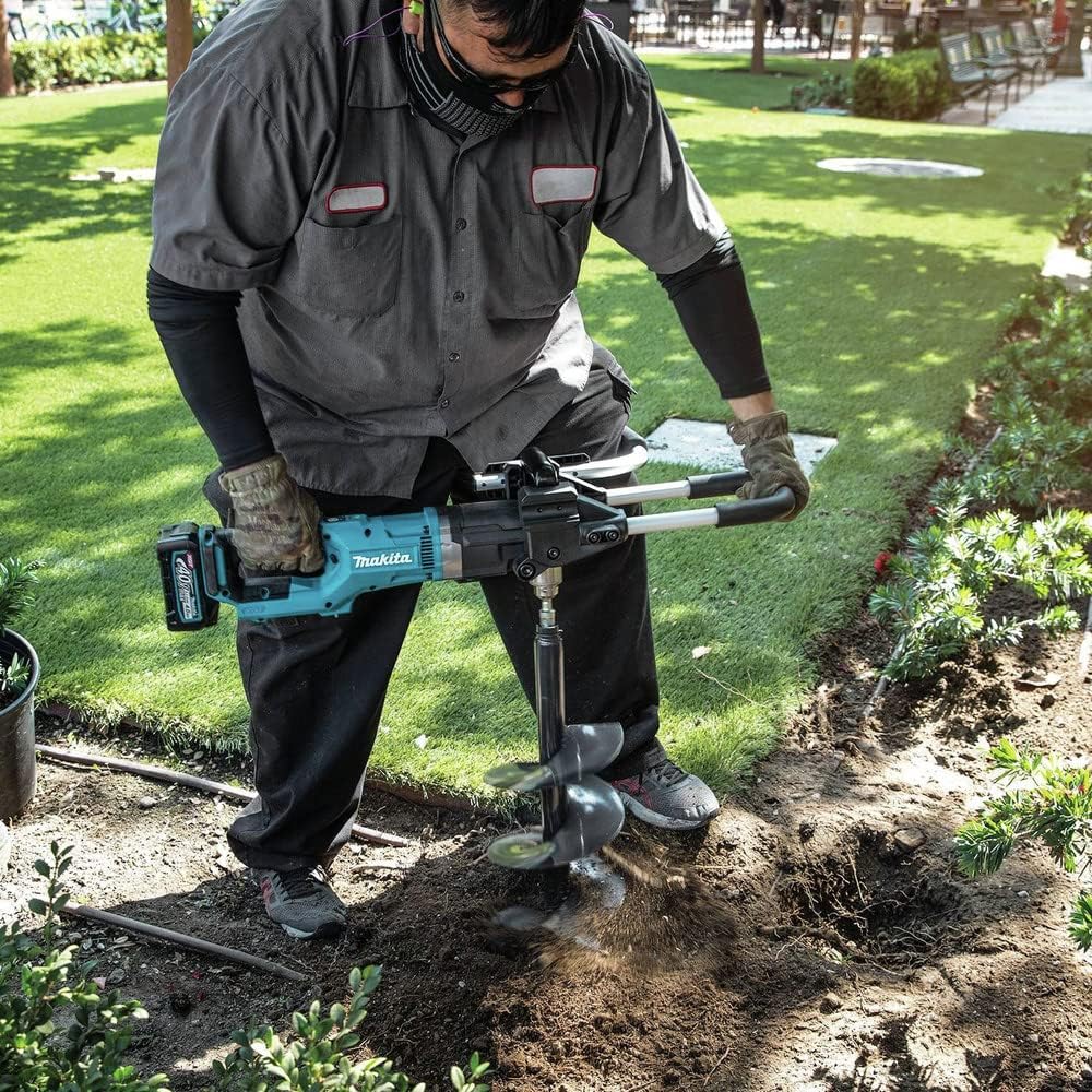 Makita GGD01M1 40V Max Xgt Earth Auger Brushless Cordless Kit - Image 3
