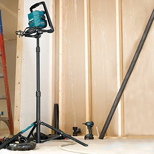 Makita Portable Tripod Light Stand - Image 7