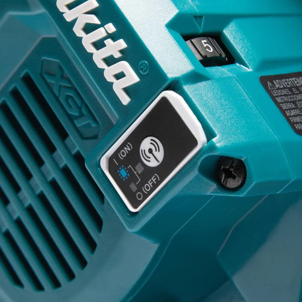 Makita GPS01M1J 40V Max XGT️ 6-1/2 In. Plunge Circular Saw Kit - Image 13