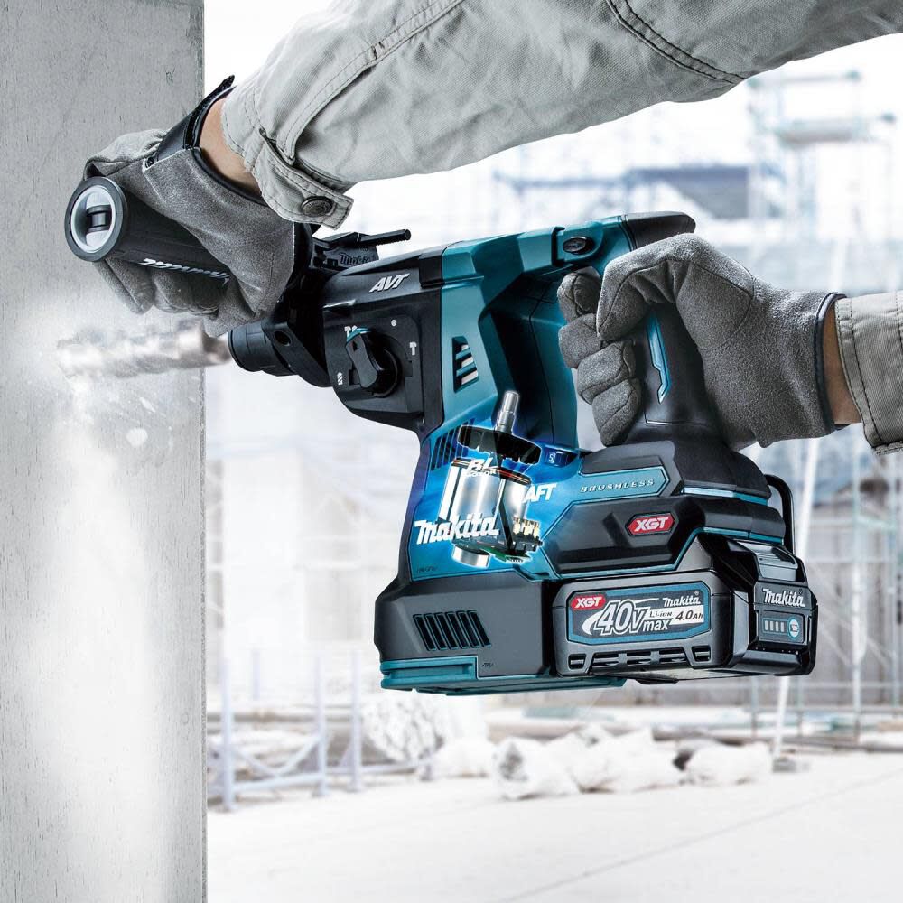 Makita GRH02M1 40V Max XGT️ Rotary Hammer Kit 1-1/8in AVT - Image 4