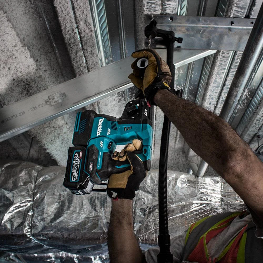 Makita GRH02M1 40V Max XGT️ Rotary Hammer Kit 1-1/8in AVT - Image 5