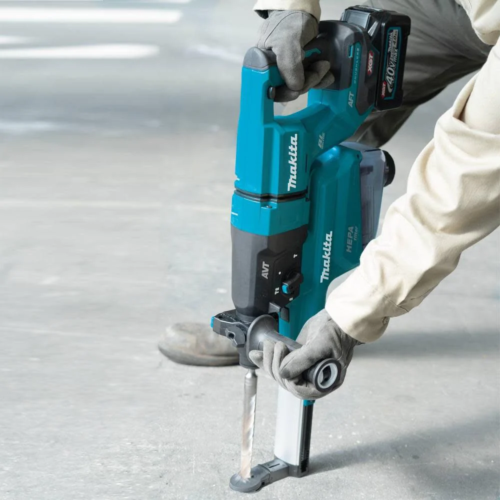 Makita GRH07M1W 40V Max XGT️ 1-1/8in AVT Rotary Hammer Kit with Dust Extractor - Image 6