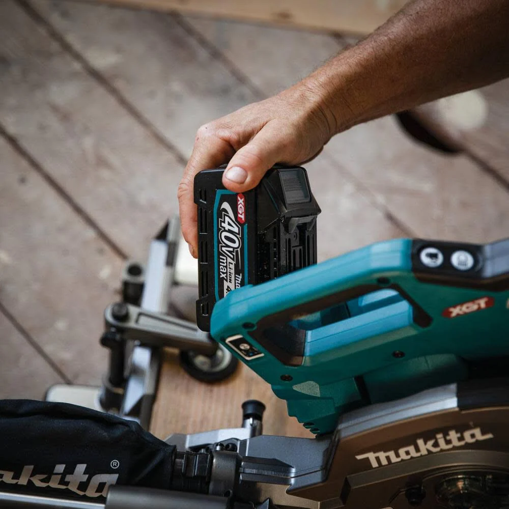 Makita GSL02M1 40V Max XGT️ Dual Bevel Sliding Compound Miter Saw 8-1/2in Kit - Image 3