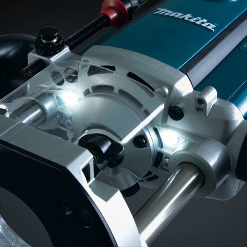 Makita 3-1/4 HP Plunge Router, with Variable Speed - Image 4