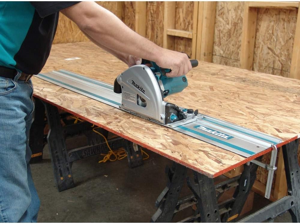 Makita (SP6000J1) 6-1/2" Plunge Circular Saw Kit with Stackable Tool Case and 55" Guide Rail - Image 5