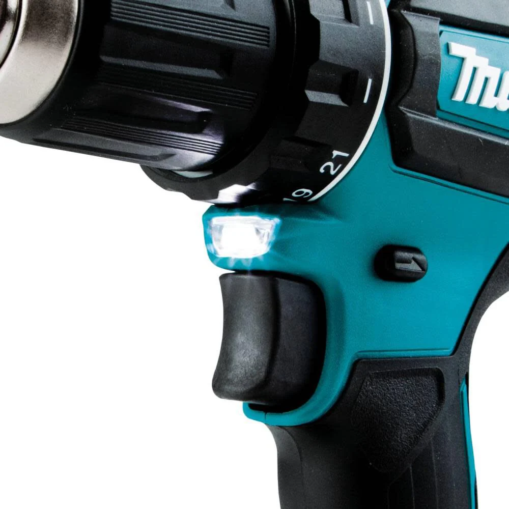 Makita 18V LXT (XFD131X2) Lithium-Ion Brushless Cordless 1/2 Inch Driver-Drill 3 Ah Kit with L.E.D Flashlight and 2 Batteries - Image 8