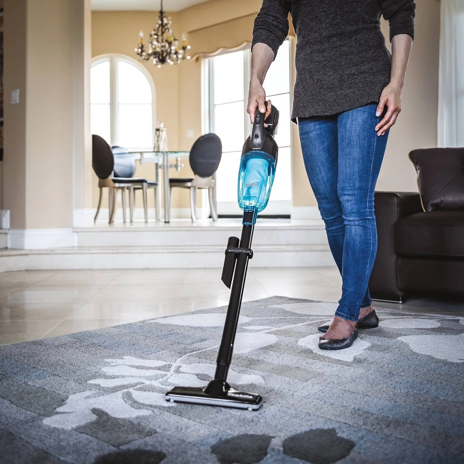 Makita XLC03ZBX4 - 18V LXT Lithium-ion Brushless Compact Cordless Vacuum, Trigger w/ Lock (Bare Tool) - Image 4