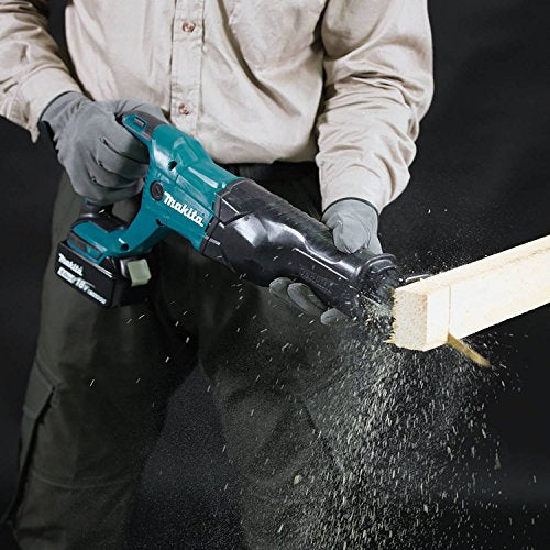 Makita XRJ04T 18V LXT Lithium-Ion Cordless Recipro Saw Kit (5.0Ah) - Image 6