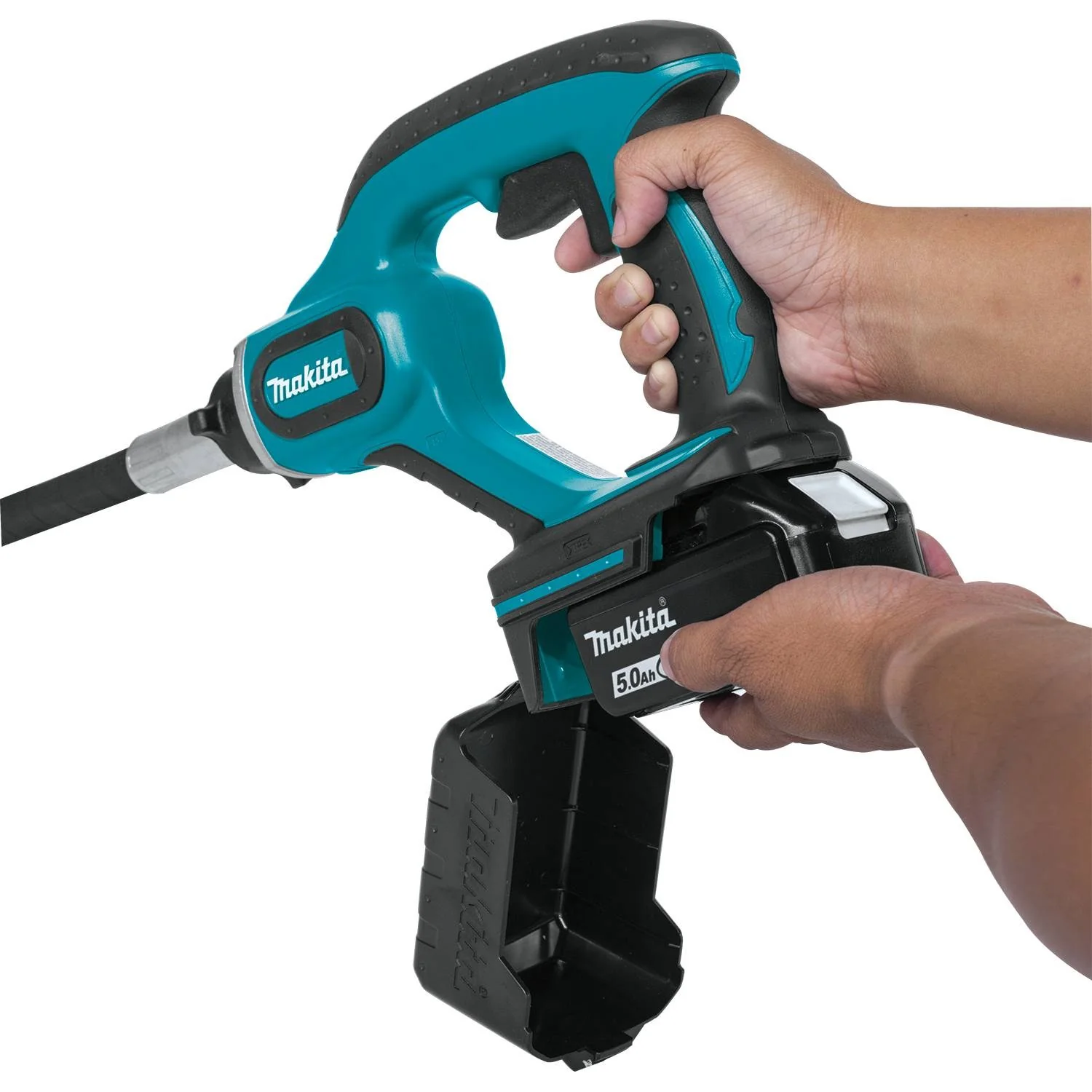 Makita (XRV01T) 18V LXT Lithium-Ion Cordless 4' Concrete Vibrator Kit, case (5.0Ah) - Image 2