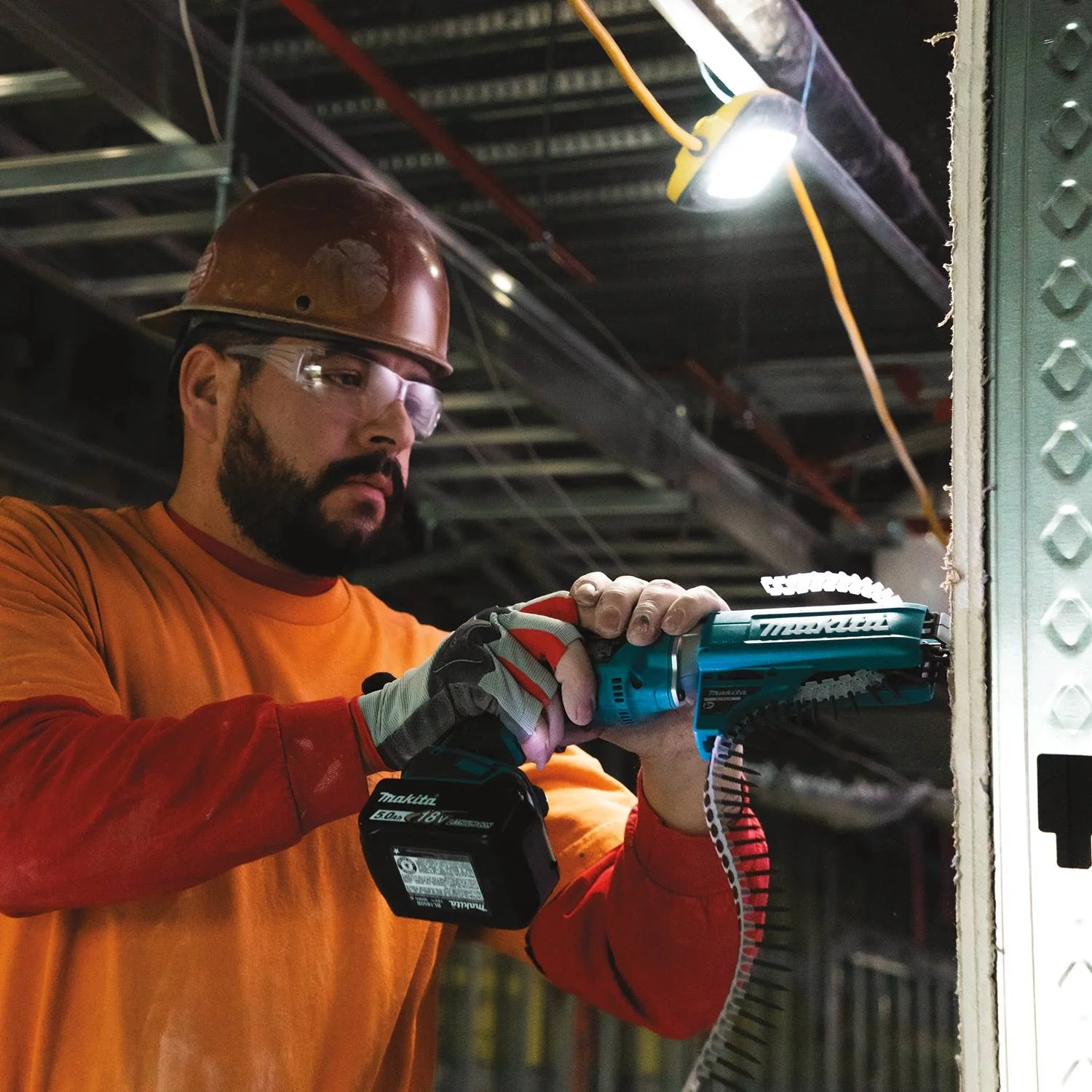 Makita XSF03TX2 - 18V LXT Lithium-Ion Brushless Cordless 4,000 RPM Drywall Screwdriver Kit, var. spd., L.E.D. Light, autofeed magazine, case (5.0Ah) - Image 2