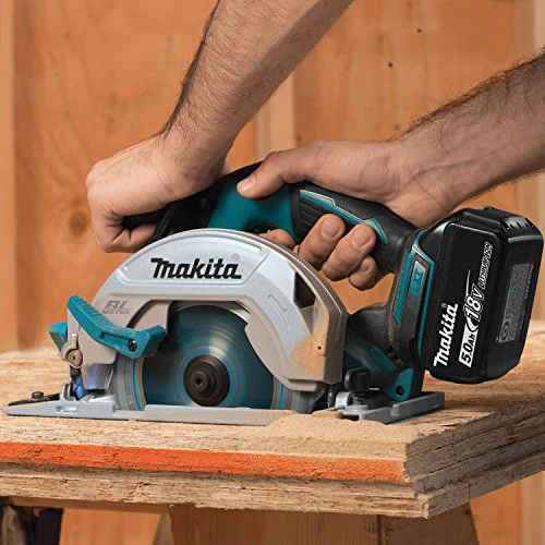 Makita (XOP02Z) 18V LXT Lithium-Ion Brushless Cordless 6-1/2" Circular Saw - Image 8
