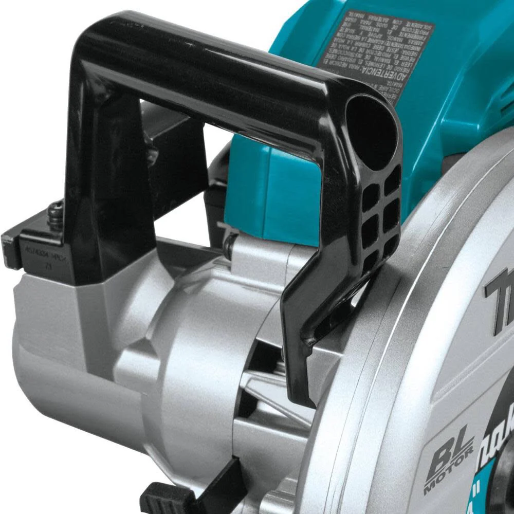 Makita (XSR01PT) 36V (18V X2) LXT Brushless Rear Handle 7‑1/4 In. Circular Saw Kit - Image 5