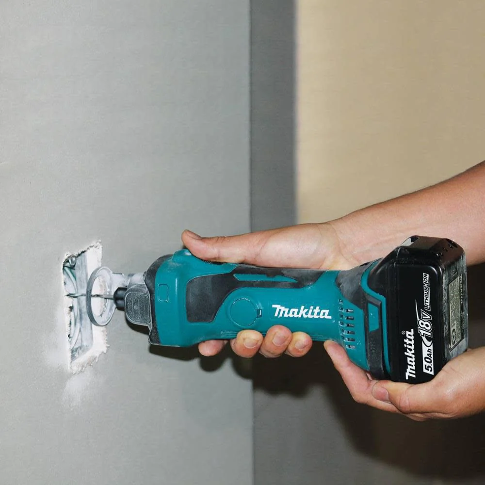 Makita 18V LXT Lithium-Ion Cordless 2-Pc. Combo Kit (5.0Ah) - Image 11