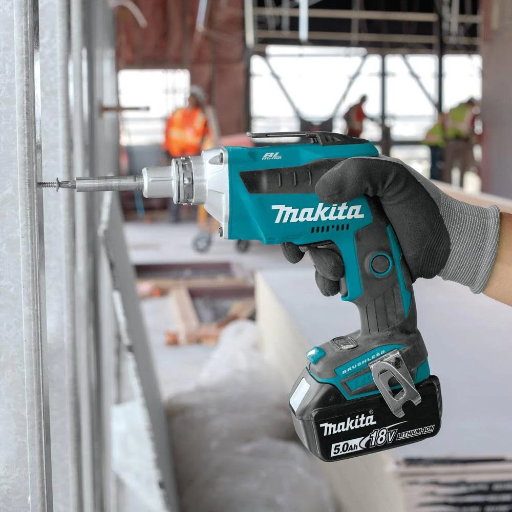 Makita 18V LXT Lithium-Ion Cordless 2-Pc. Combo Kit (5.0Ah) - Image 13