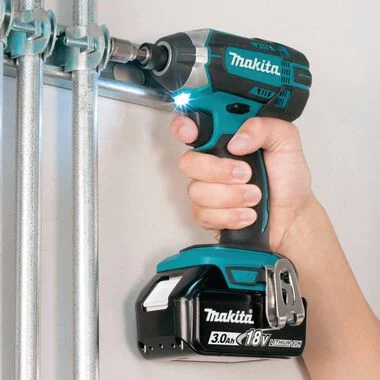 Makita (XT614SX1) 18V LXT Lithium-Ion Cordless 6-Pc. Combo Kit (3.0Ah) - Image 4