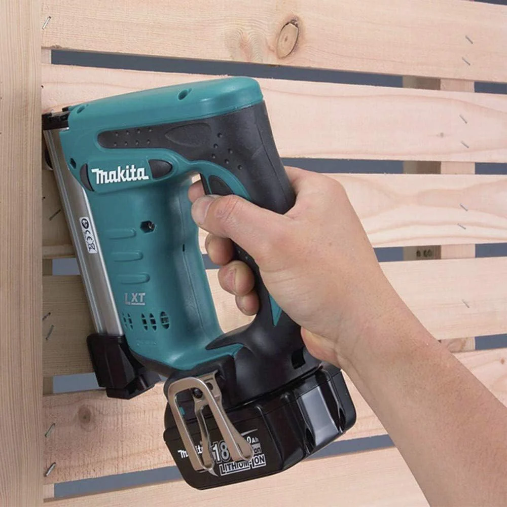 Makita XTS01Z 18V LXT Lithium-Ion Cordless 3/8" Crown Stapler (Bare Tool) - Image 10