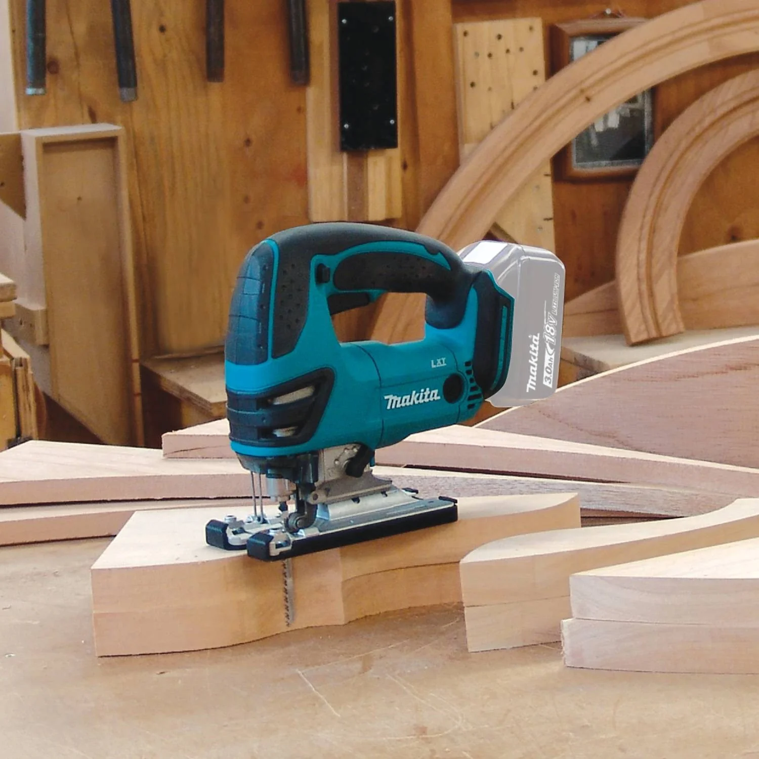 Makita 18V (XVJ03Z) LXT Lithium-Ion Cordless Jig Saw (Bare Tool) - Image 4