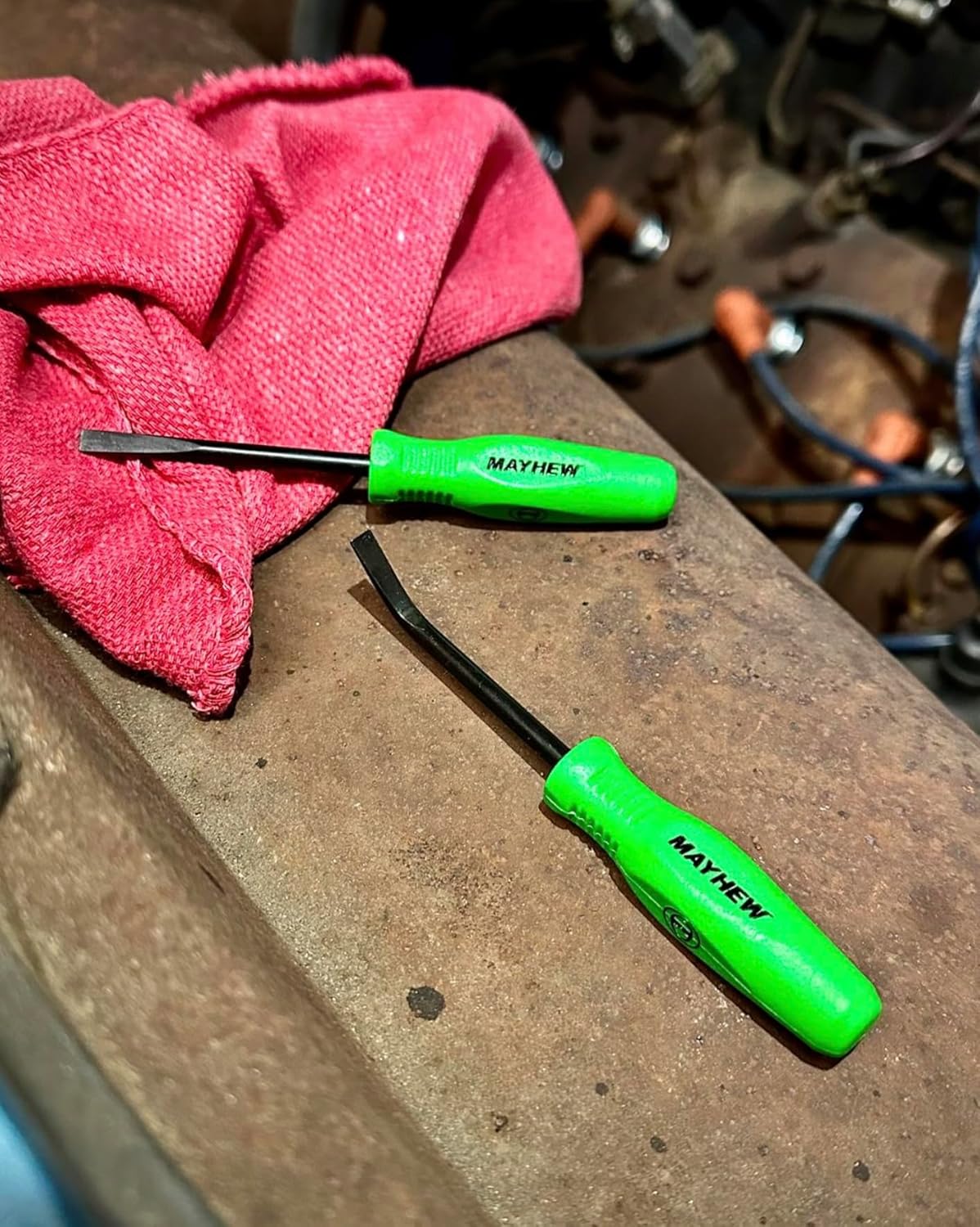 Mayhew Tools 31093GN Mini Heavy Duty Pry Bar, 2-Piece Set, Green - Image 3