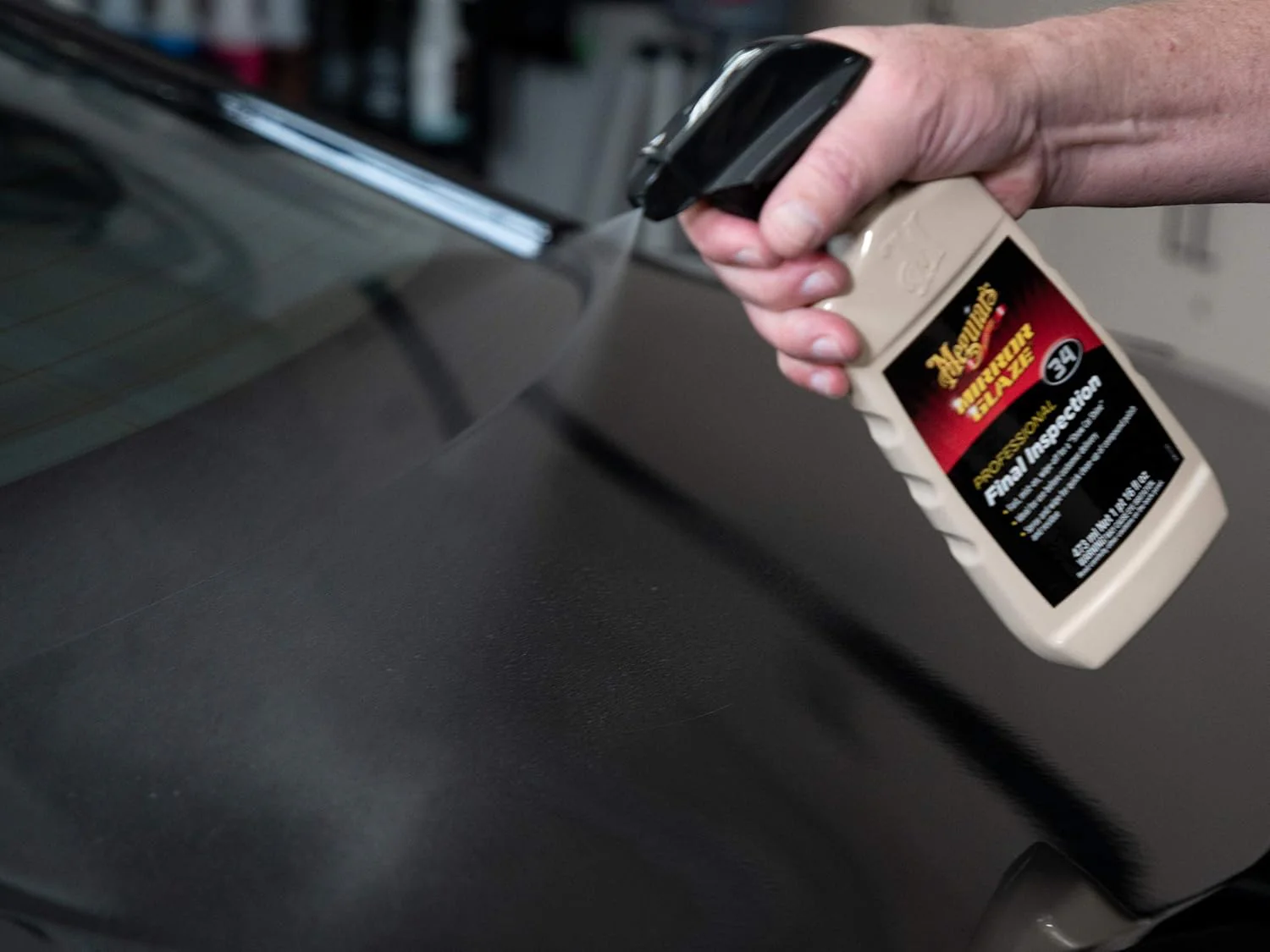 Meguiar's Professional Final Inspection M3416 - Detailer Spray for Removing Light Dust, Contaminants, Smudges and Finger Prints, Car Detailer Spray Effective as a Clay Bar Lubricant, 16 Oz - Image 6