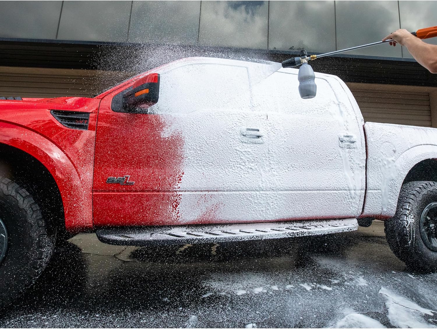 Meguiar's Ultimate Snow Foam Wash, Foaming Car Wash Formulated for Foam Cannons & Foam Guns, 32oz - Image 8