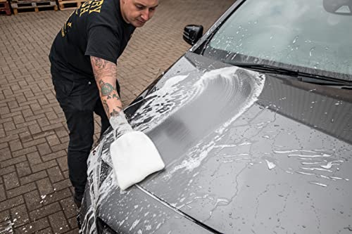 Meguiar's X3002 Microfiber Wash Mitt, Super-Thick, Reusable Wash Mitt for Ultimate Finish, Safe on Clear Coats, Leaving You with A Show Car Finish, 1 Pack - Image 3