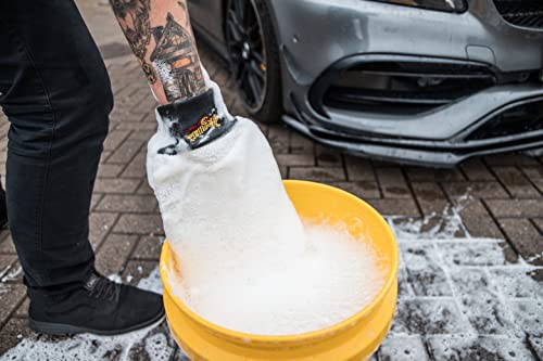 Meguiar's X3002 Microfiber Wash Mitt, Super-Thick, Reusable Wash Mitt for Ultimate Finish, Safe on Clear Coats, Leaving You with A Show Car Finish, 1 Pack - Image 6
