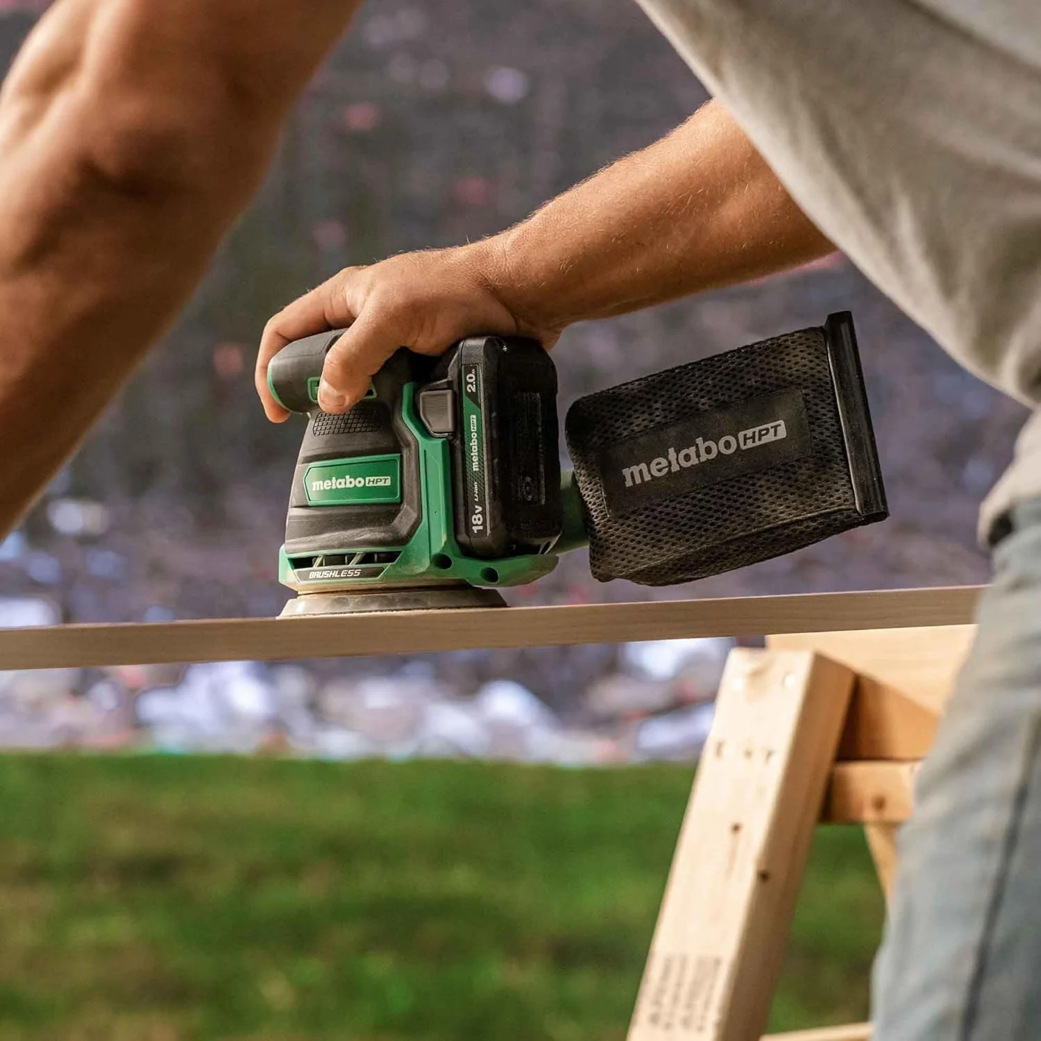 Metabo HPT 18V Cordless 5-Inch Random Orbital Sander, Best-in-Class Sanding Performance & Dust Collection, 6 Speed Settings, Lightweight Design, Multi-Use for Metal & Wood, Tool Body Only, SV1813DAQ4 - Image 5