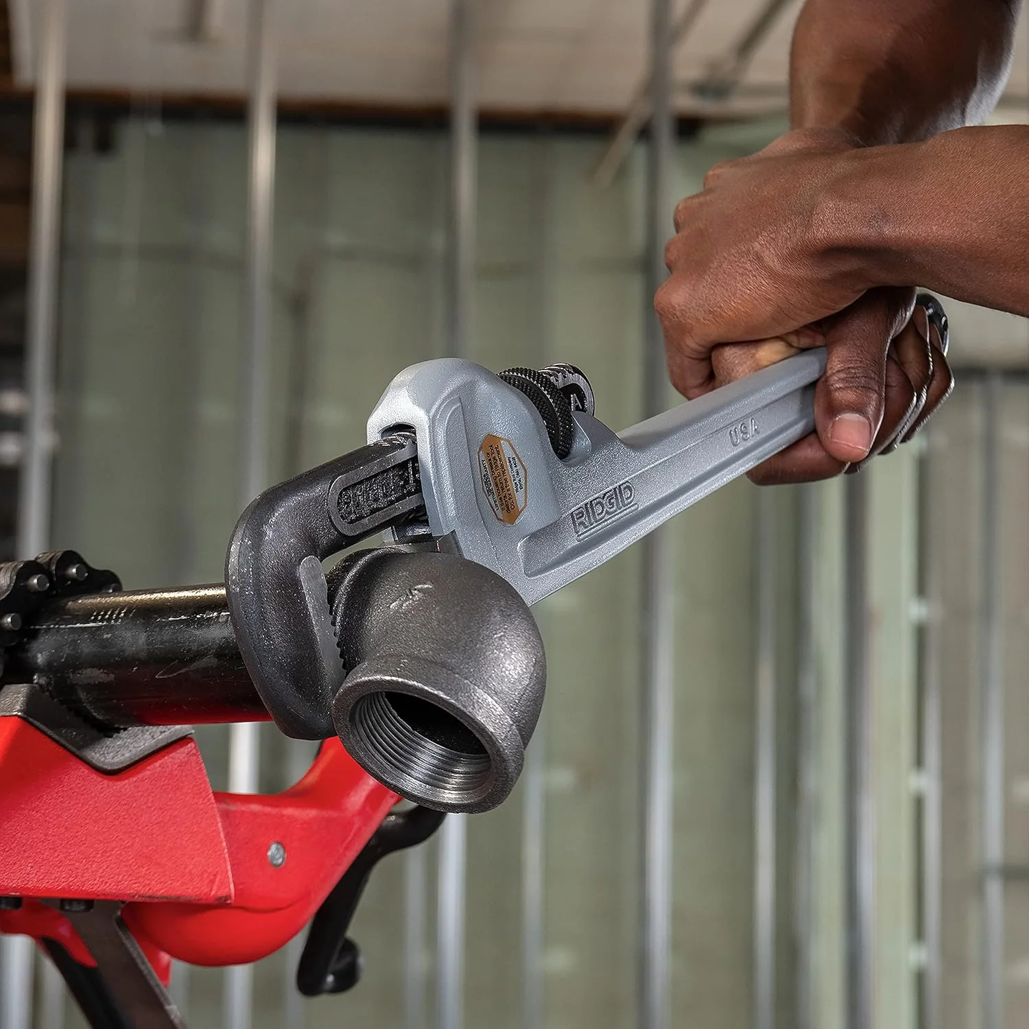 RIDGID (31110) Model 836 Aluminum Straight 36" Plumbing Pipe Wrench, Silver, Made In The USA - Image 9
