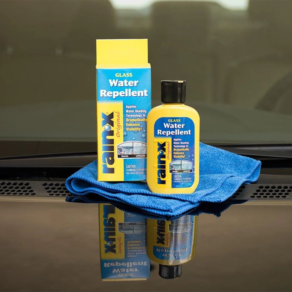 Rain-X 800002243 Exterior Glass Treatment To Dramatically Improve Wet Weather Driving Visibility, Squeeze Bottle, 7 Fl Oz (Pack of 1) - Image 6