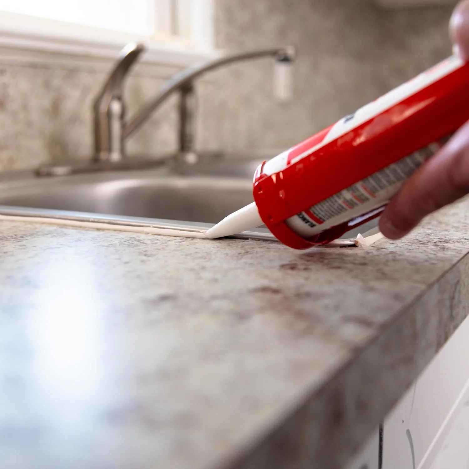 Red Devil 040520 Duraguard Kitchen & Bath Siliconized Acrylic Caulk, 5.5 oz, Biscuit - Image 5