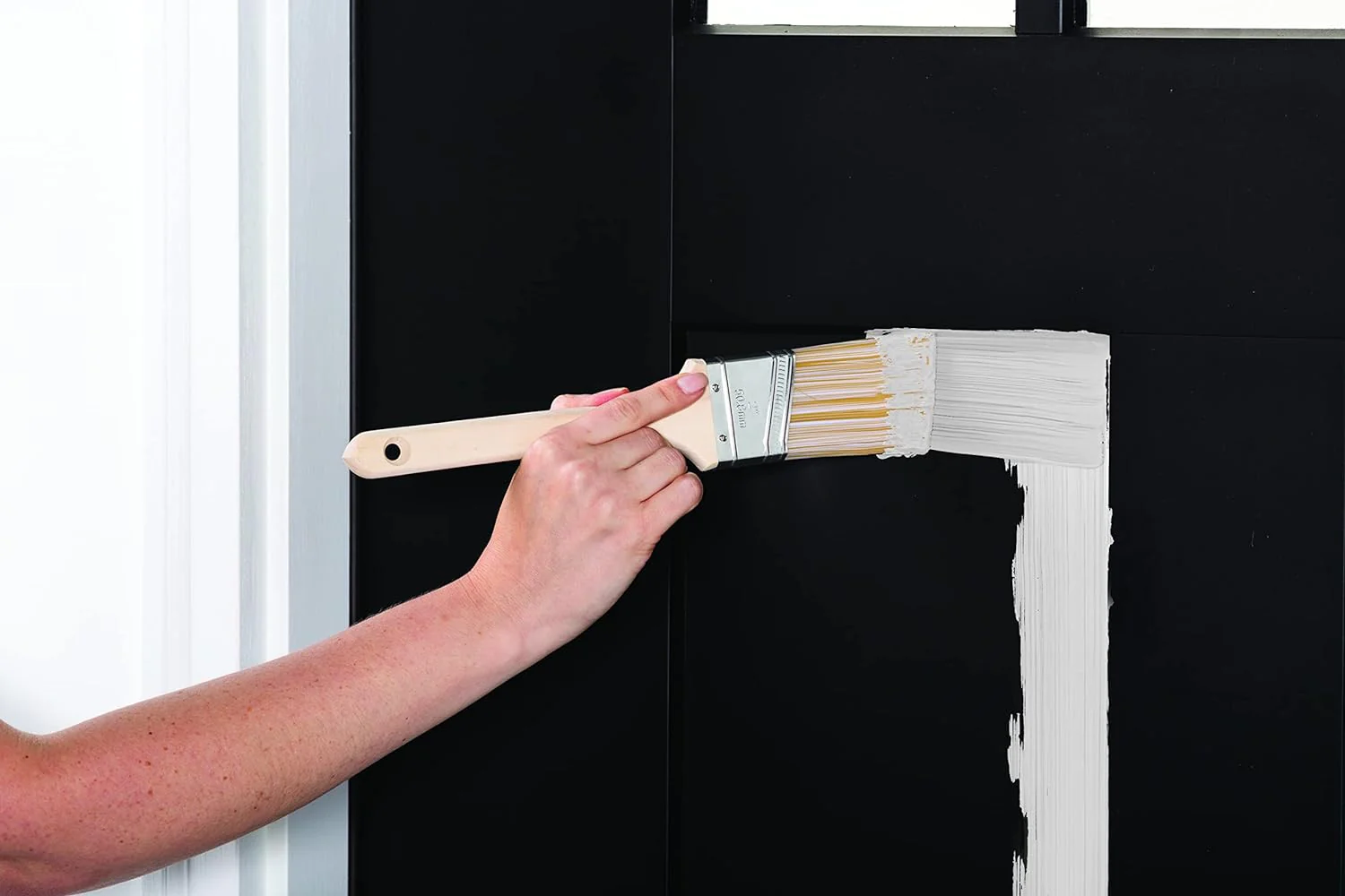Rust-Oleum 369384 Advanced Dry Door & Trim Paint, Quart, Satin White - Image 4