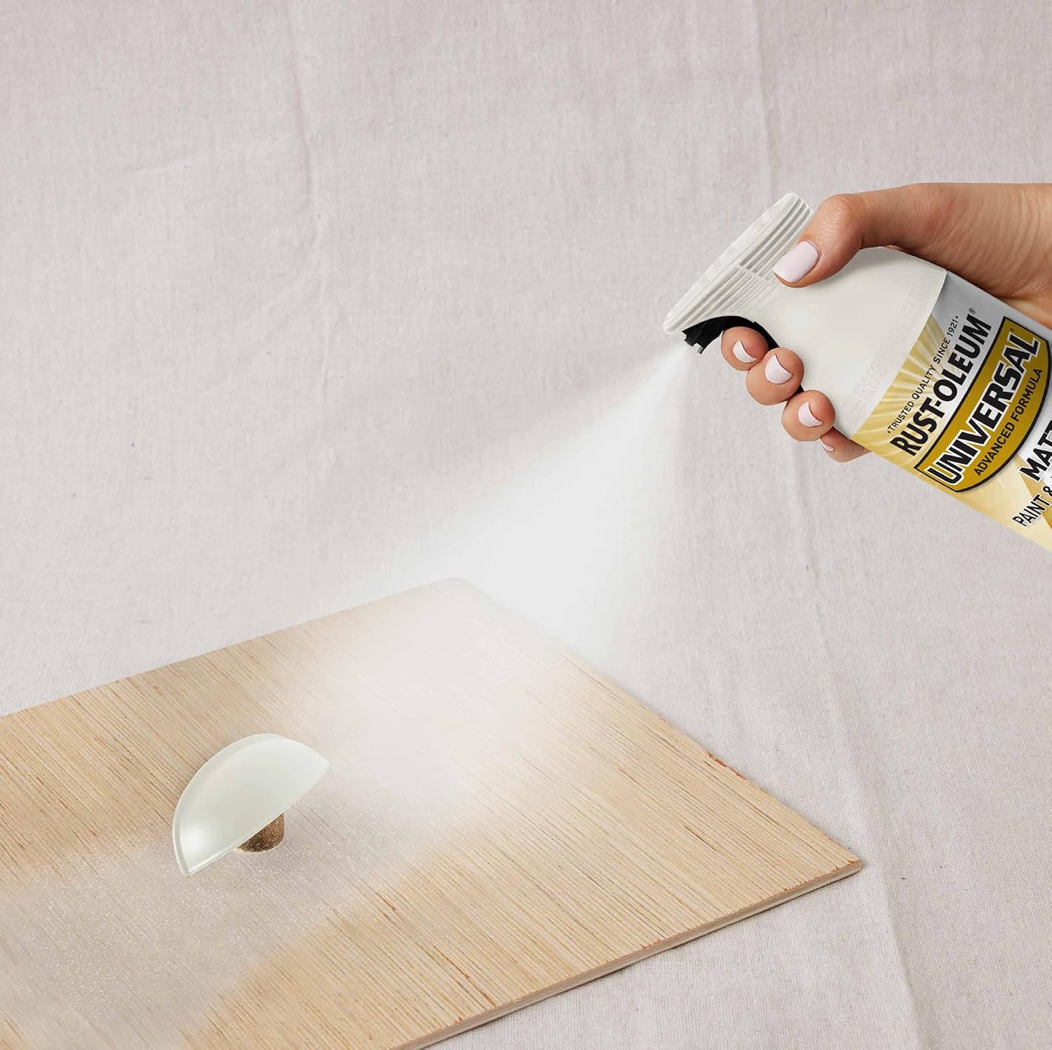 Rust-Oleum 376725 Universal All Surface Spray Paint, 12 oz, Matte Farmhouse White (Pack of 6) - Image 7