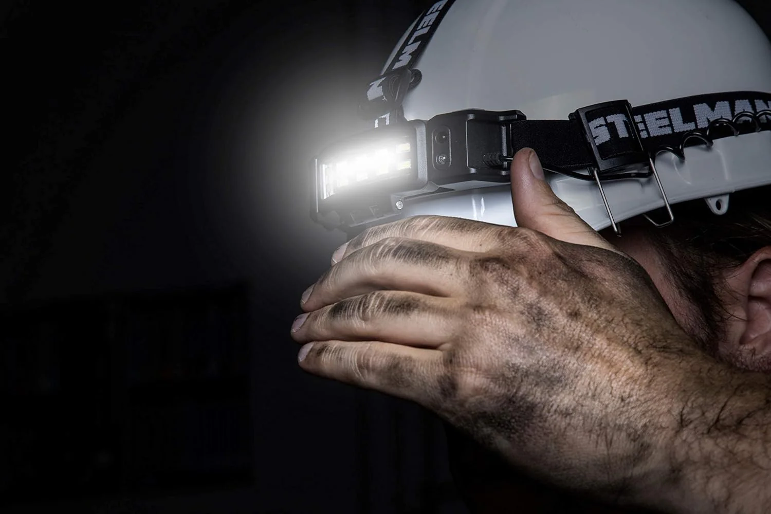 Steelman 78834 Slim Profile Rechargeable LED Motion-Activated Headlamp, 250-Lumen, 3 Brightness Settings, 20-Meter Range, Water-Resistant 250-Lumen LED Motion - Image 6