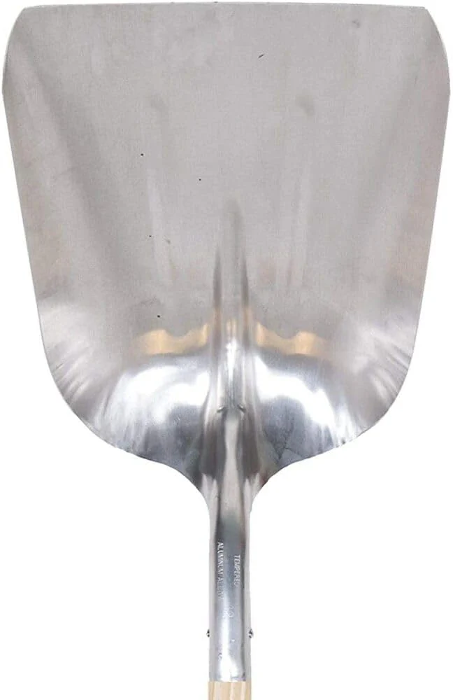 True Temper 1670900 #10 Aluminum Scoop with D-Grip and Hardwood Handle - Image 4