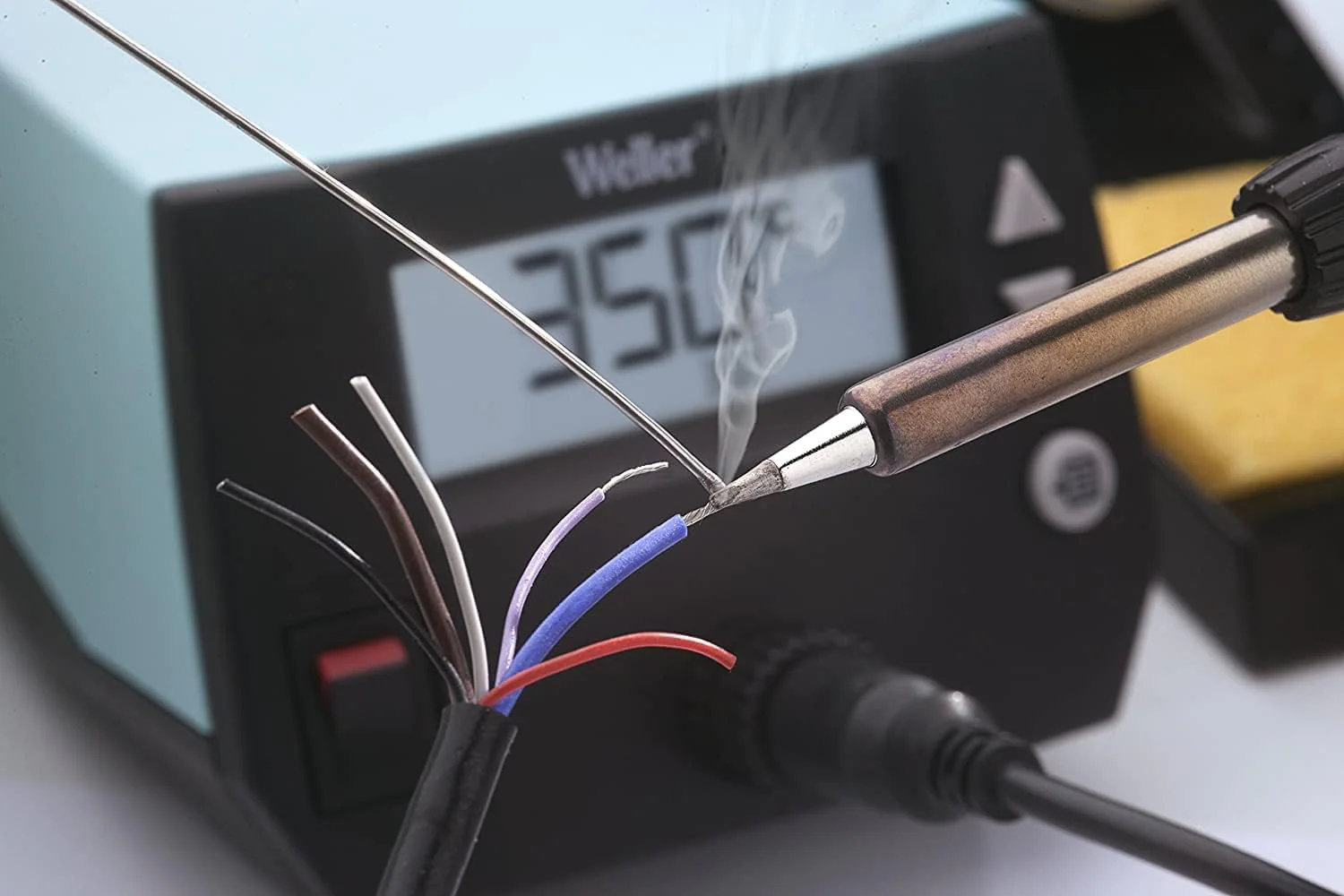 Weller 70 Watt Digital Soldering Station - WE1010NA - Image 6